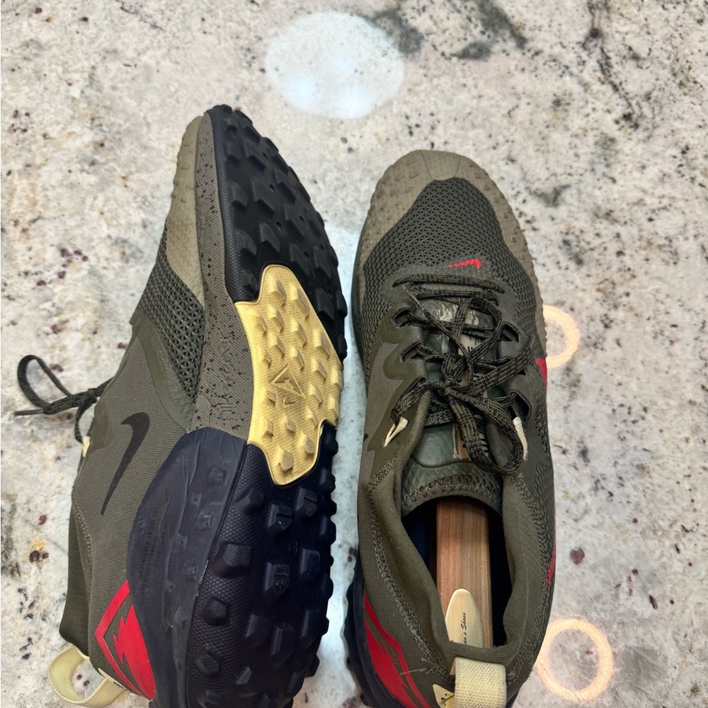 Nike Olive and Red Trail Running Shoes - Picture 1 of 5